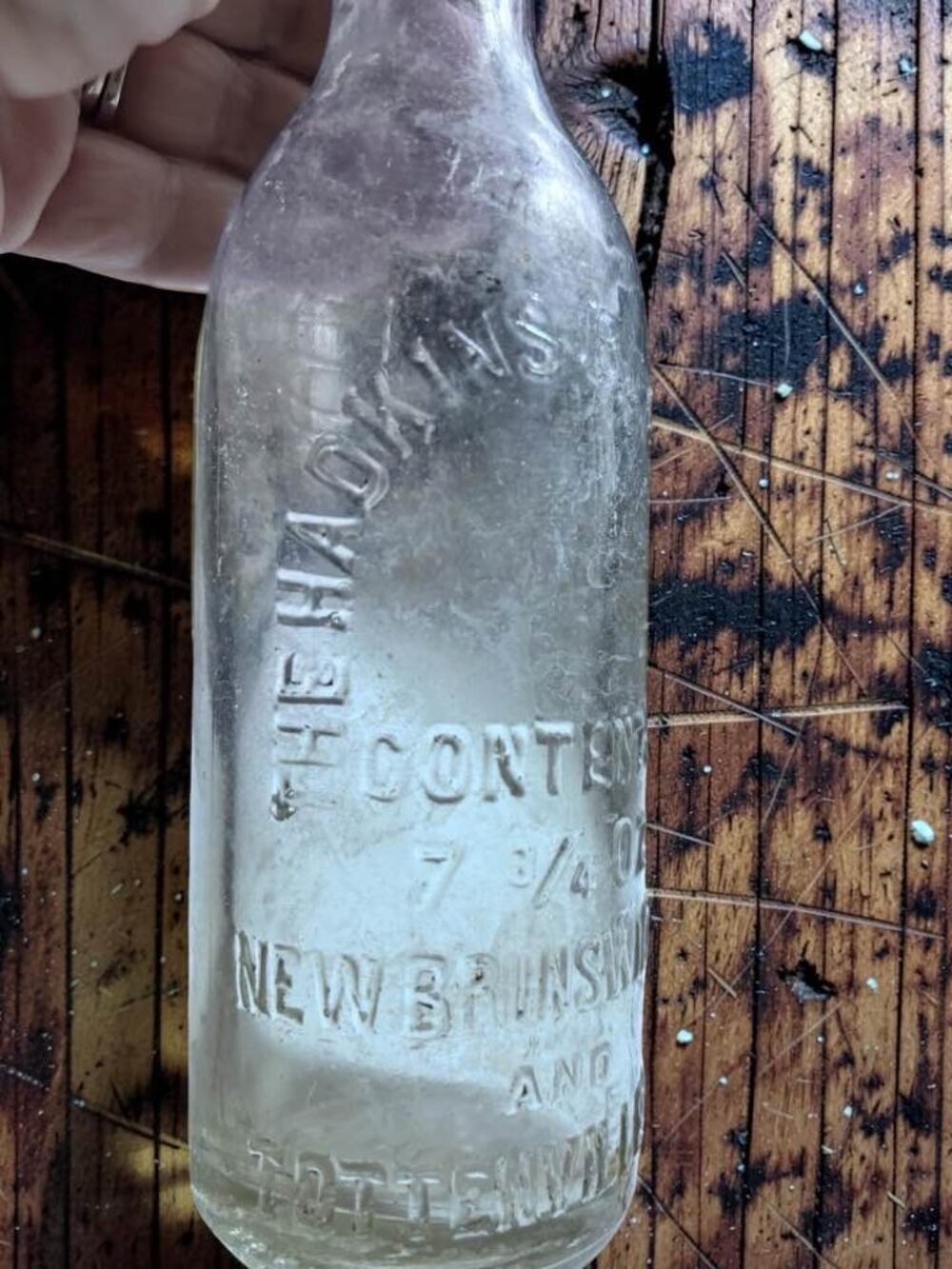 SCARE Hankins Bottling Co 7 3/4 oz New Bruswick NJ and Tottenville, NY Bottle - Picture 4 of 8